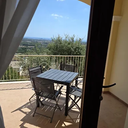 Appartamento Is Molas Domus Gaia *